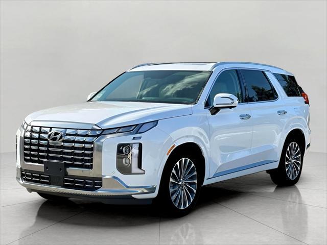 2025 Hyundai PALISADE Vehicle Photo in Green Bay, WI 54304