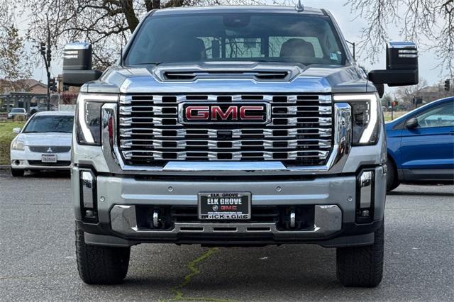 2025 GMC Sierra 2500 HD Vehicle Photo in ELK GROVE, CA 95757-8703