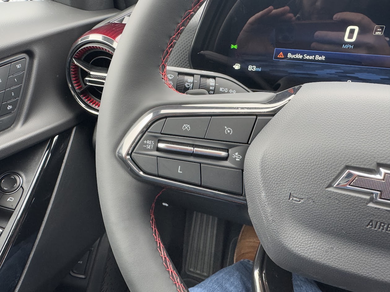 2025 Chevrolet Equinox Vehicle Photo in BOONVILLE, IN 47601-9633