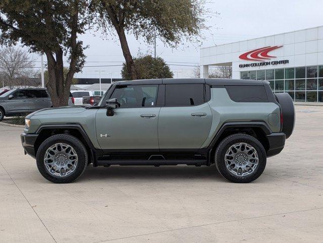 2024 GMC HUMMER EV SUV Vehicle Photo in SELMA, TX 78154-1459