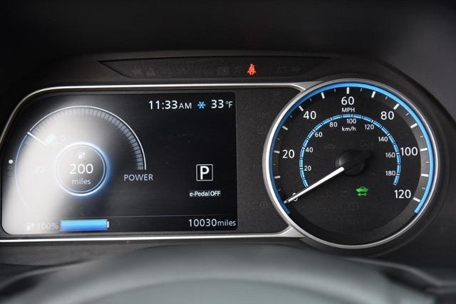 2024 Nissan LEAF Vehicle Photo in Ballwin, MO 63011