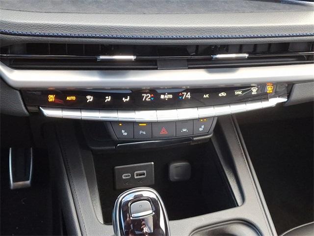 2025 Cadillac XT4 Vehicle Photo in ALLENTOWN, PA 18103-7399