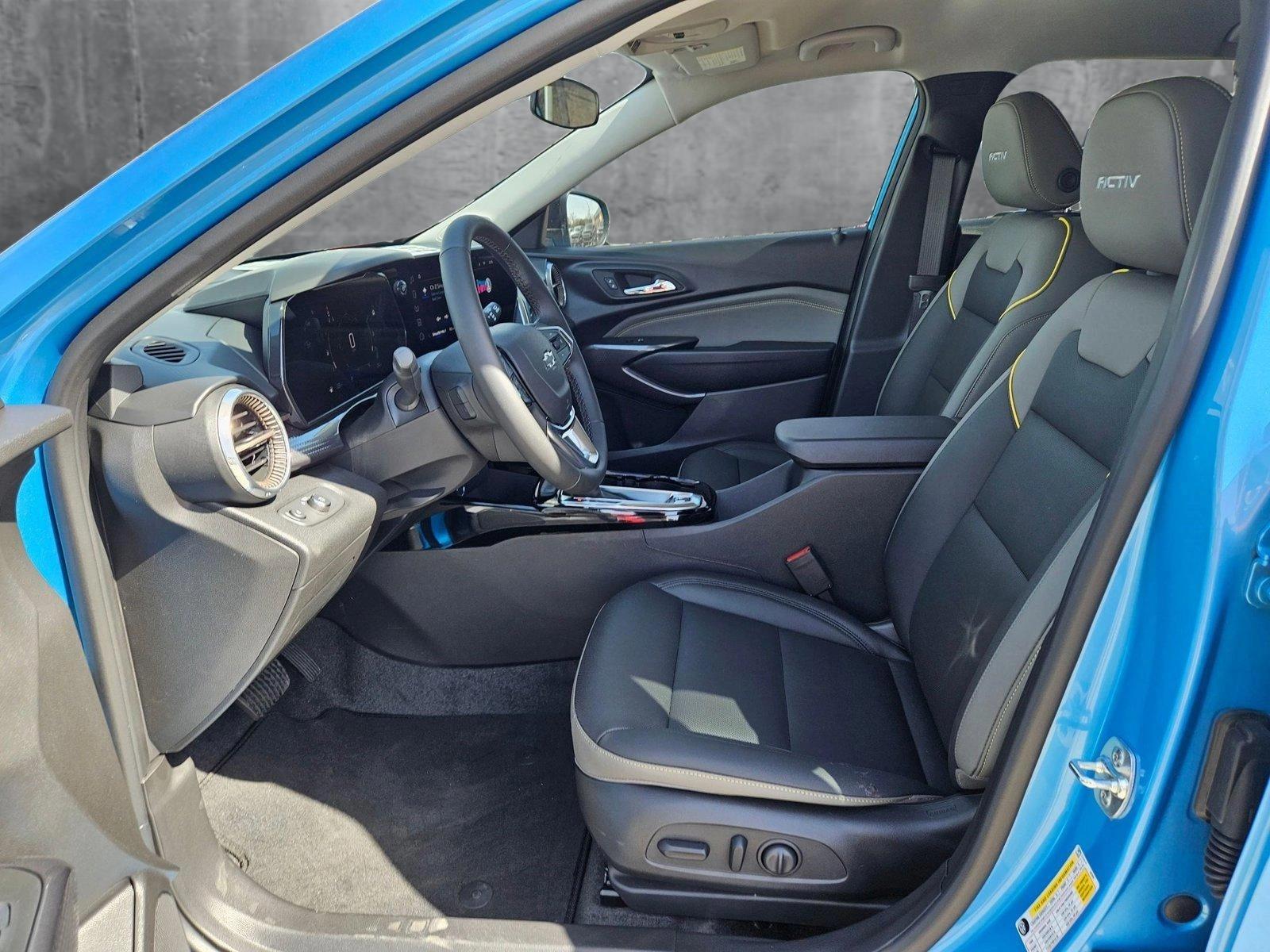 2025 Chevrolet Trax Vehicle Photo in AUSTIN, TX 78759-4154