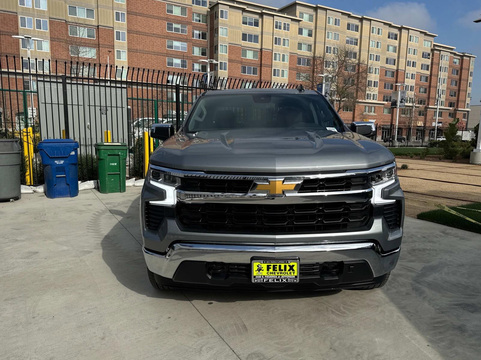 2025 Chevrolet Silverado 1500 Vehicle Photo in LOS ANGELES, CA 90007-3794