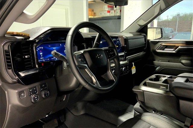2023 Chevrolet Silverado 1500 Vehicle Photo in TOPEKA, KS 66609-0000