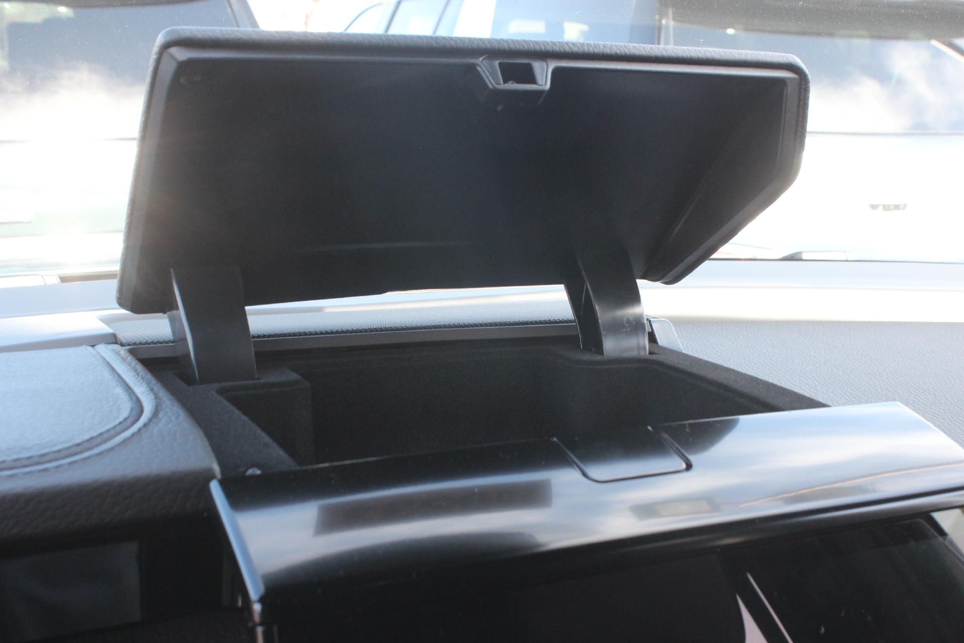 2025 GMC Yukon XL Vehicle Photo in AURORA, CO 80012-4011