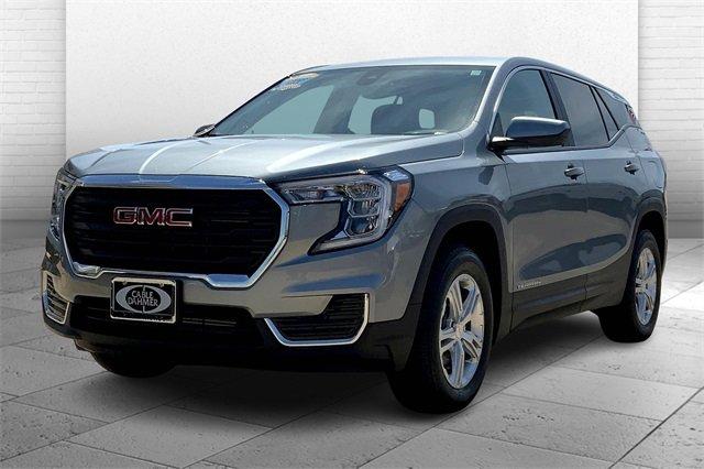 2024 GMC Terrain Vehicle Photo in TOPEKA, KS 66609-0000