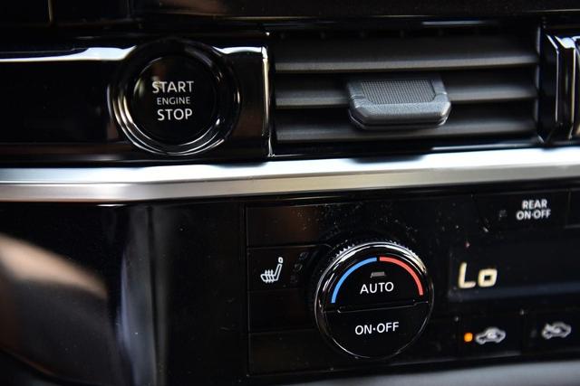 2025 Nissan Pathfinder Vehicle Photo in Ballwin, MO 63011