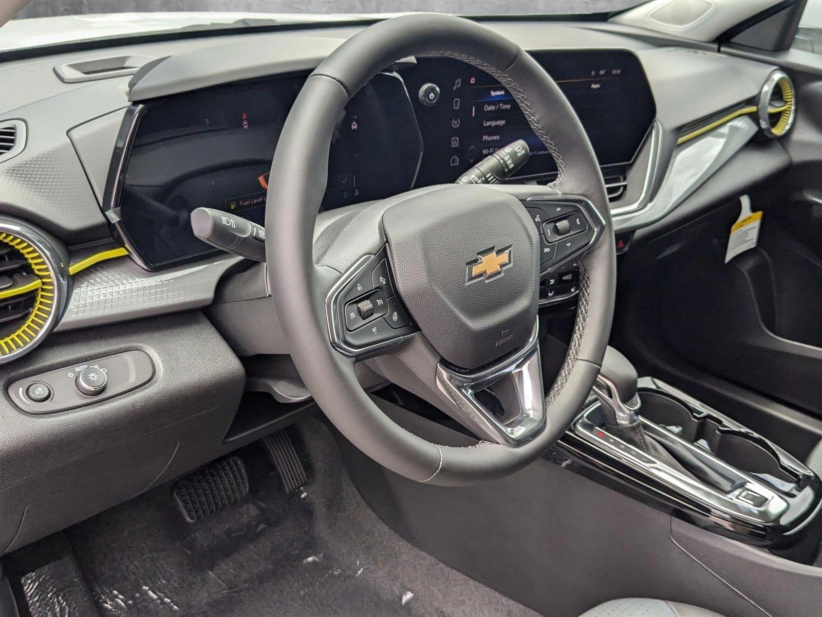 2025 Chevrolet Trax Vehicle Photo in MIAMI, FL 33134-2699