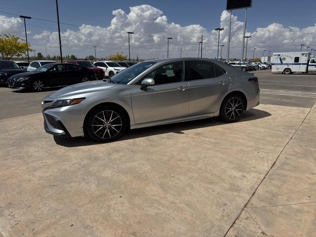 2021 Toyota Camry Vehicle Photo in Winslow, AZ 86047-2439