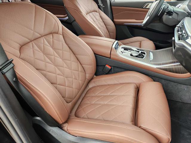 2024 BMW X7 xDrive40i Vehicle Photo in PLANO, TX 75024