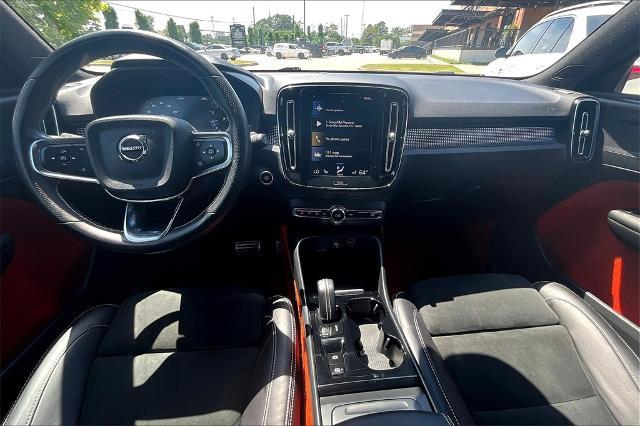 2021 Volvo XC40 Vehicle Photo in Houston, TX 77007