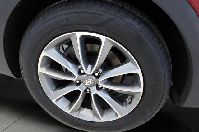 2017 Hyundai SANTA FE Vehicle Photo in Green Bay, WI 54304