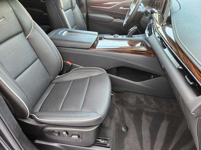 2022 Cadillac Escalade Vehicle Photo in Grapevine, TX 76051