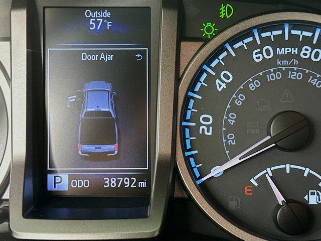 2018 Toyota Tacoma Vehicle Photo in Flemington, NJ 08822