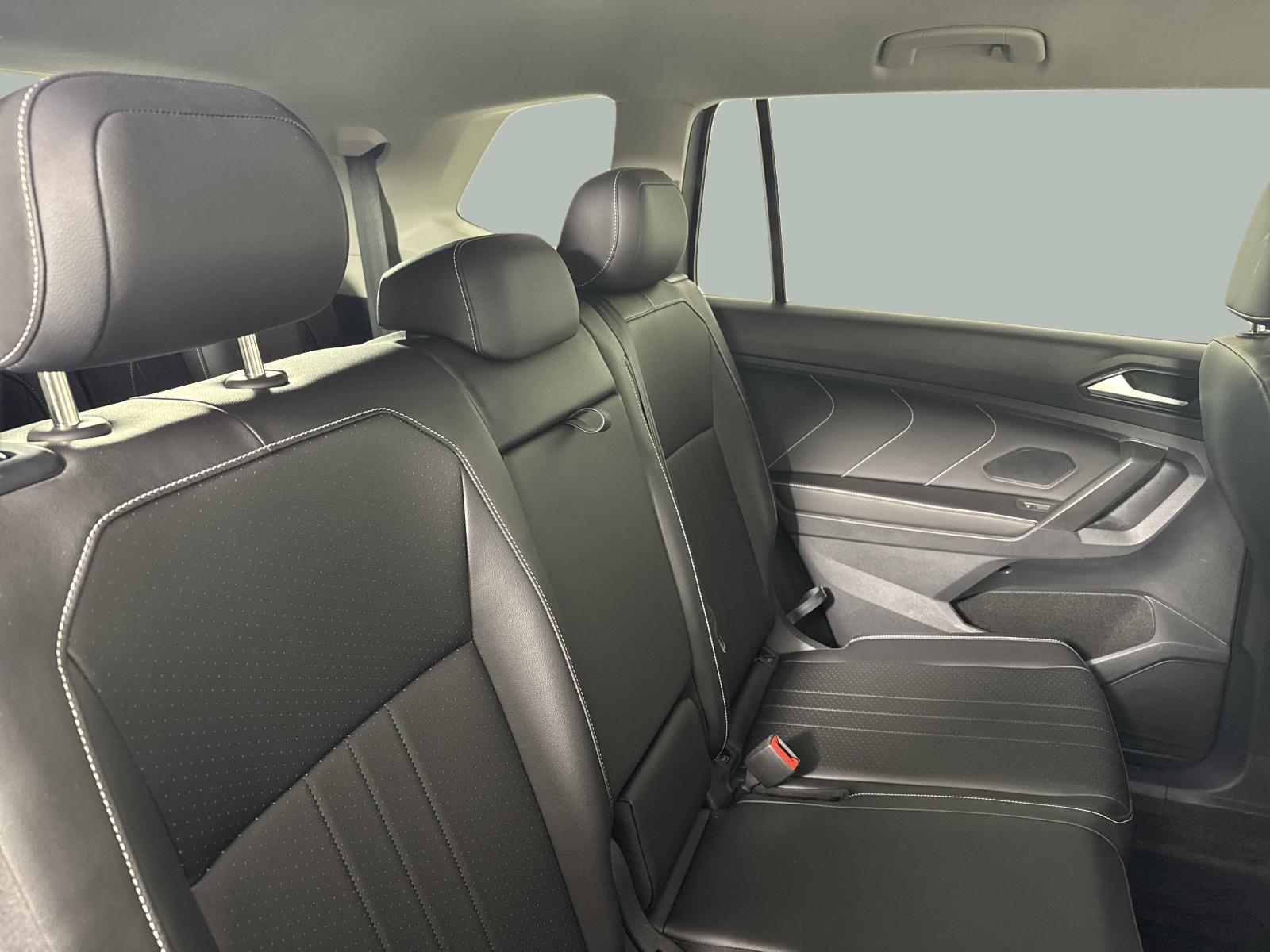 2024 Volkswagen Tiguan Vehicle Photo in Georgetown, TX 78626