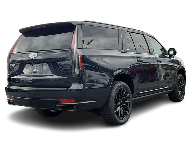 2024 Cadillac Escalade ESV Vehicle Photo in ALLENTOWN, PA 18103-7399