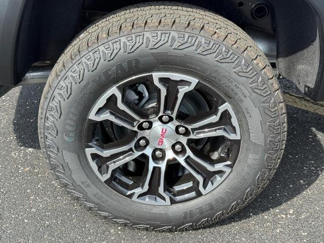 2025 GMC Canyon Vehicle Photo in COLUMBIA, MO 65203-3903