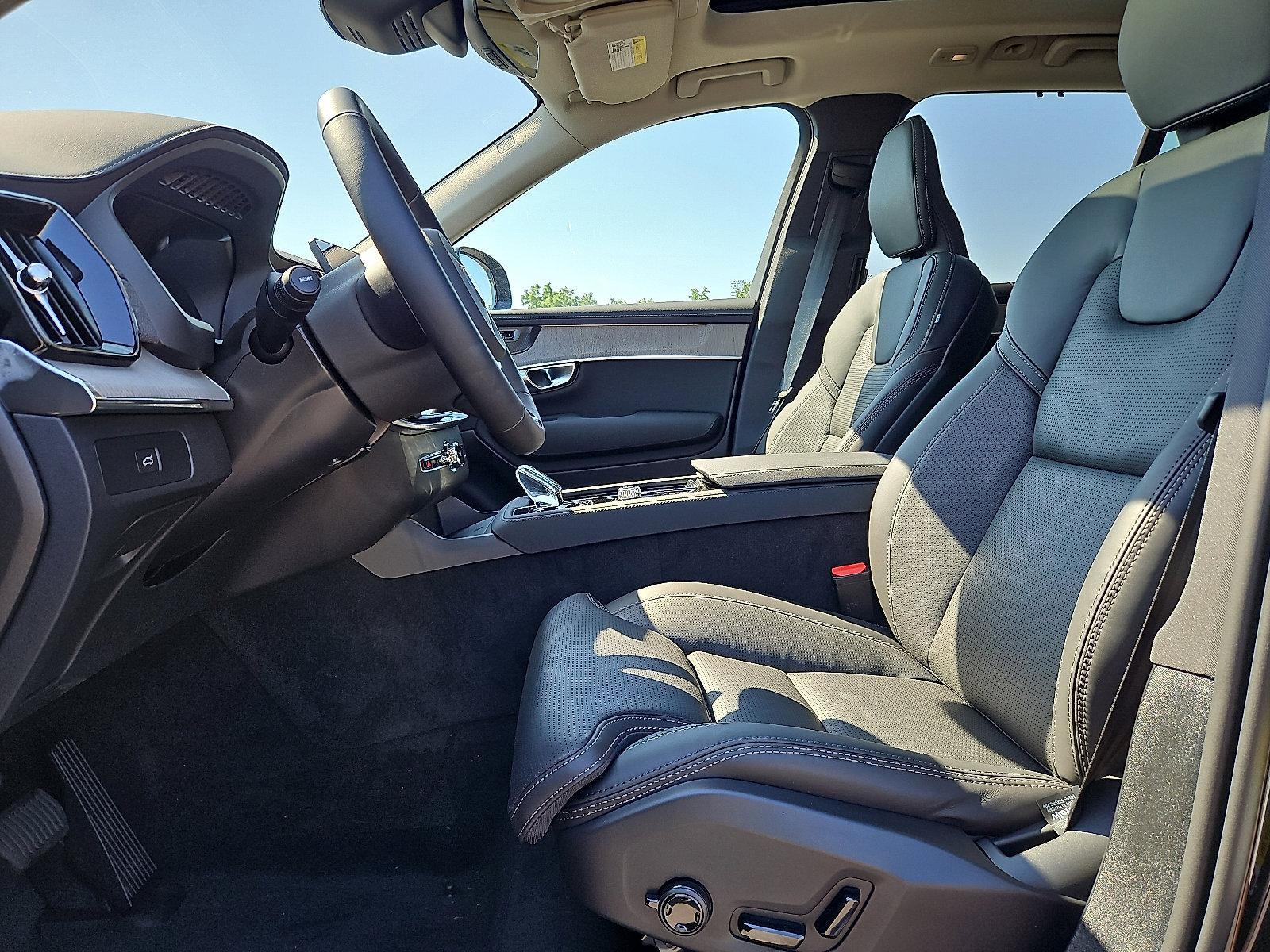 2026 Volvo XC90 Vehicle Photo in Trevose, PA 19053