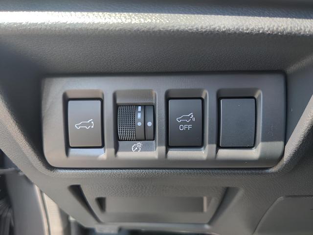 2025 Subaru Outback Vehicle Photo in Green Bay, WI 54304