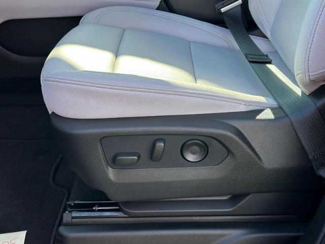 2025 Chevrolet Tahoe Vehicle Photo in COLUMBIA, MO 65203-3903
