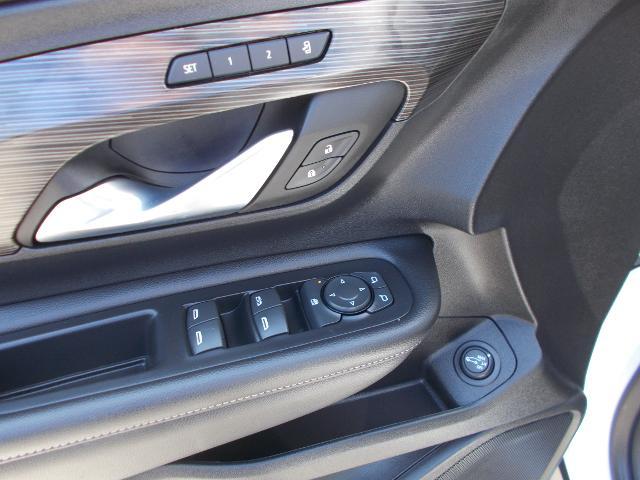 2023 GMC Terrain Vehicle Photo in LOWELL, MA 01852-4336