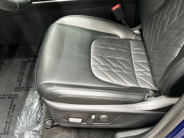 2024 Kia Sportage Vehicle Photo in EVERETT, WA 98203-5662