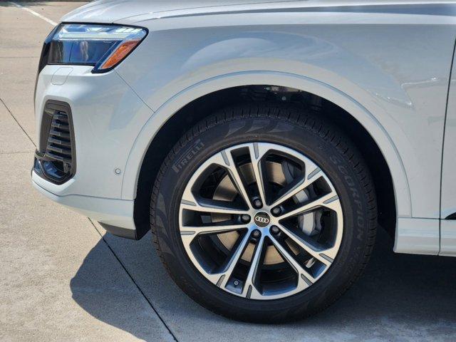 2025 Audi Q7 Vehicle Photo in HOUSTON, TX 77090