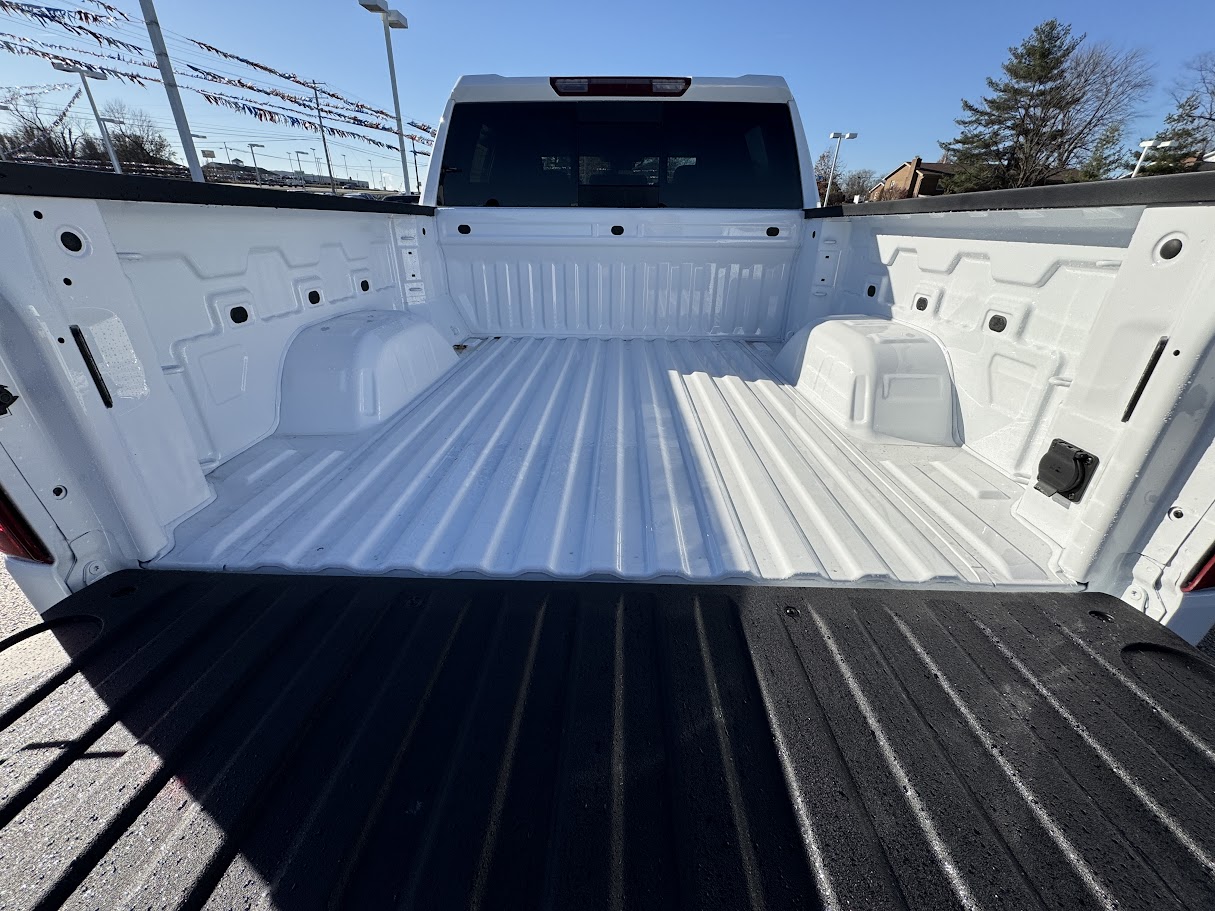 2025 Chevrolet Silverado 1500 Vehicle Photo in BOONVILLE, IN 47601-9633