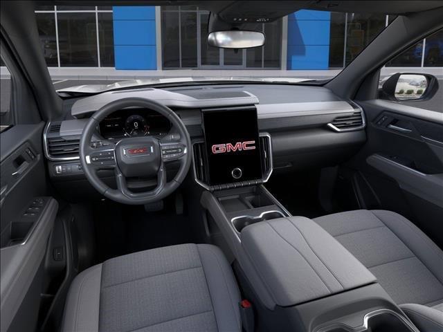 2025 GMC Acadia Vehicle Photo in EMPORIA, VA 23847-1235