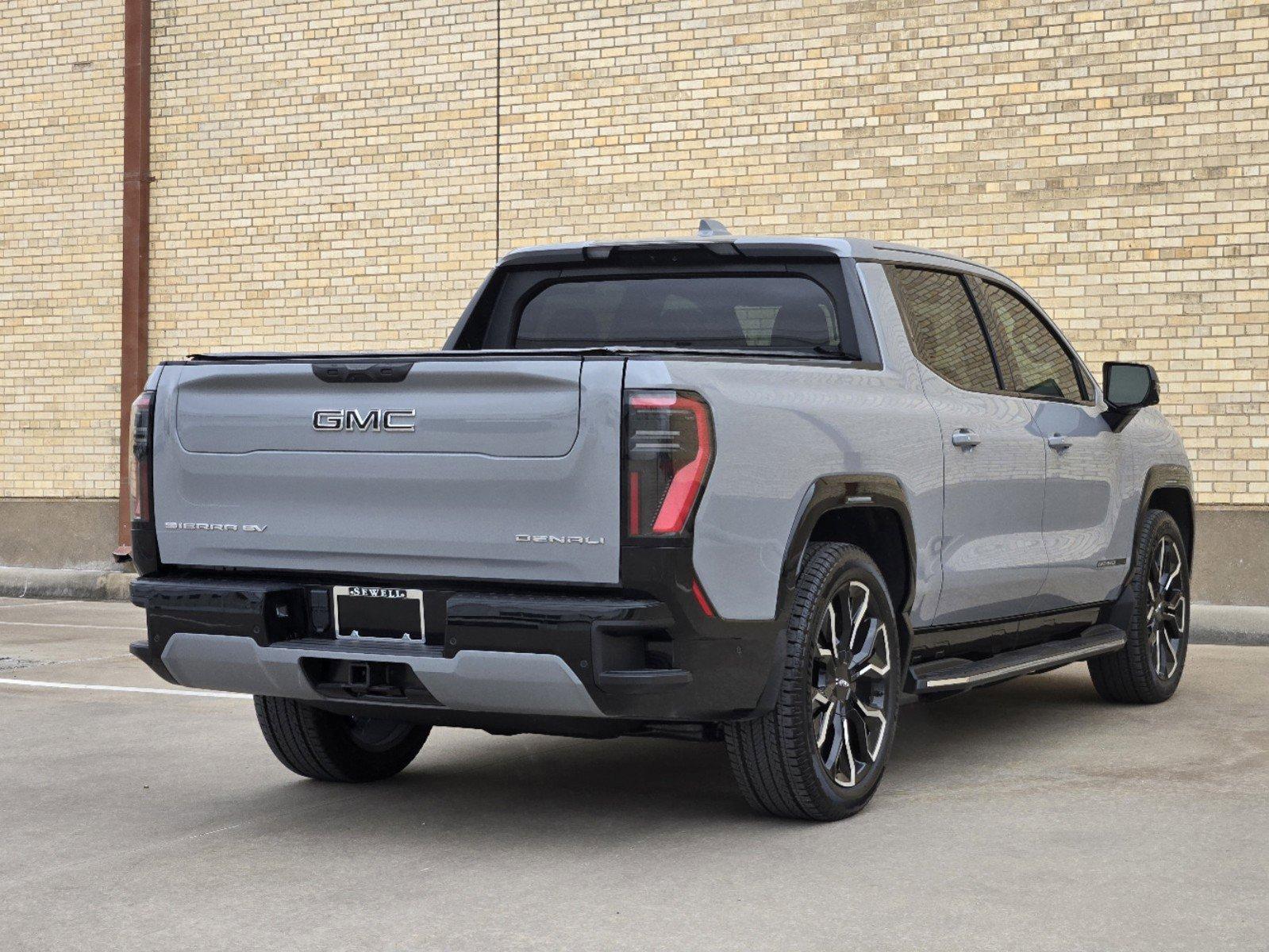 2024 GMC Sierra EV Vehicle Photo in DALLAS, TX 75209-3016