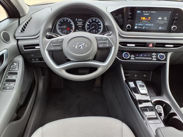 2021 Hyundai SONATA Vehicle Photo in Peoria, IL 61615