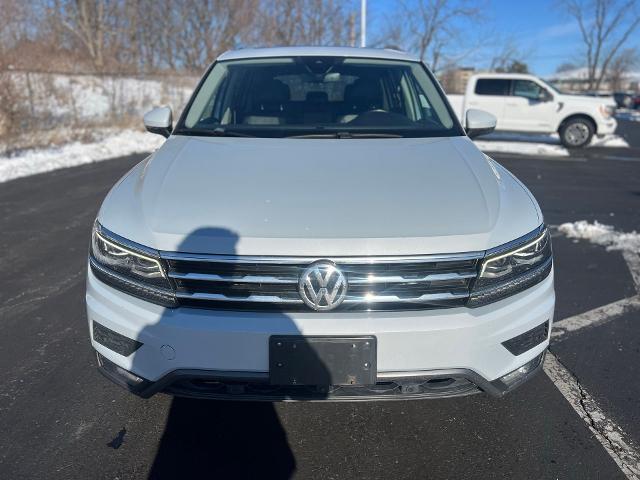 2018 Volkswagen Tiguan SEL Premium photo 2