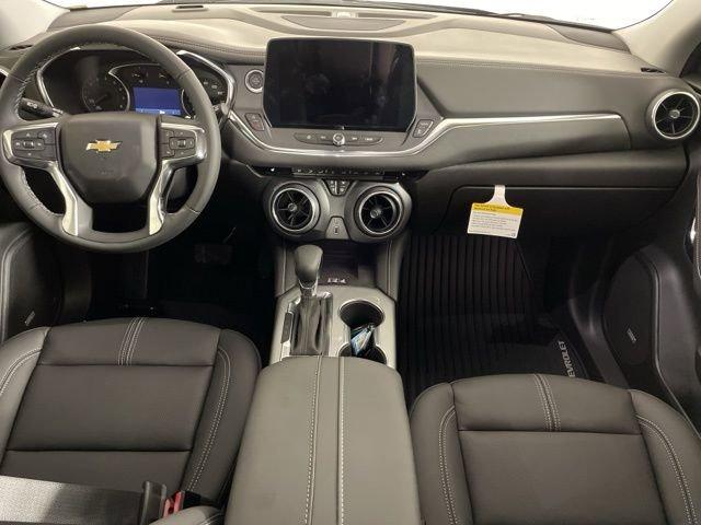 2025 Chevrolet Blazer Vehicle Photo in PHOENIX, AZ 85014-3381