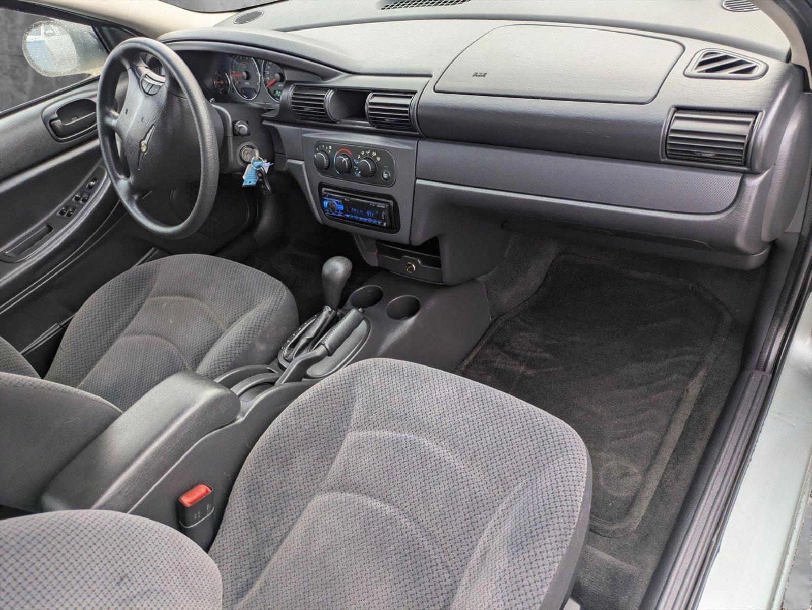 2005 Chrysler Sebring Sdn Vehicle Photo in Spokane Valley, WA 99206