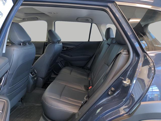 2025 Subaru Outback Vehicle Photo in Green Bay, WI 54304