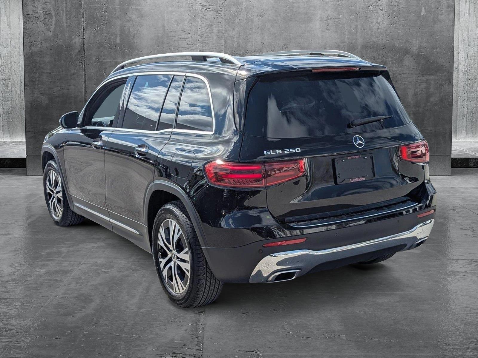 2024 Mercedes-Benz GLB Vehicle Photo in Delray Beach, FL 33444