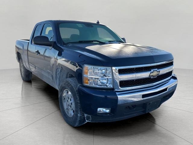 2011 Chevrolet Silverado 1500 Vehicle Photo in MANITOWOC, WI 54220-5838