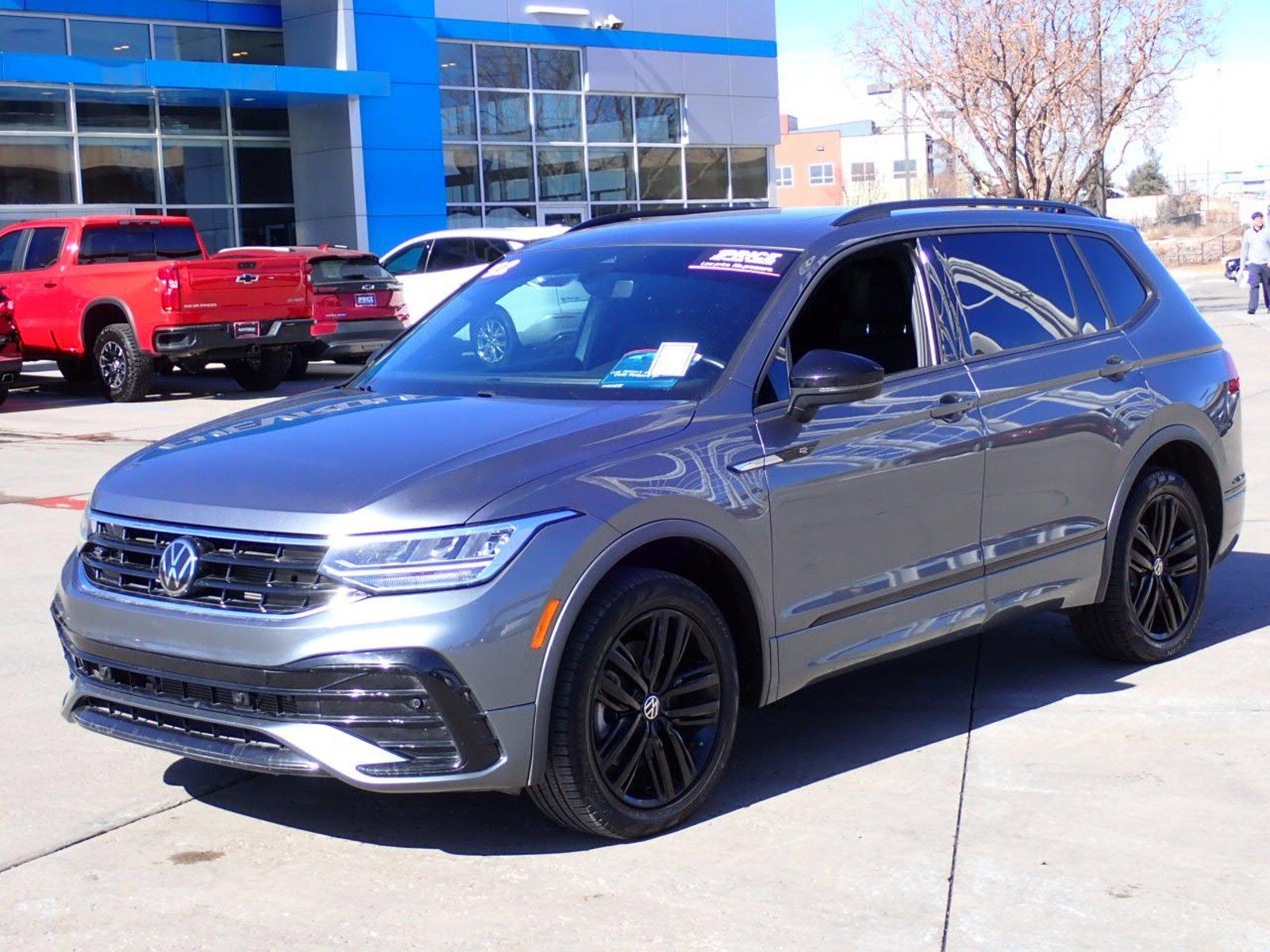 2022 Volkswagen Tiguan Vehicle Photo in DENVER, CO 80221-3610