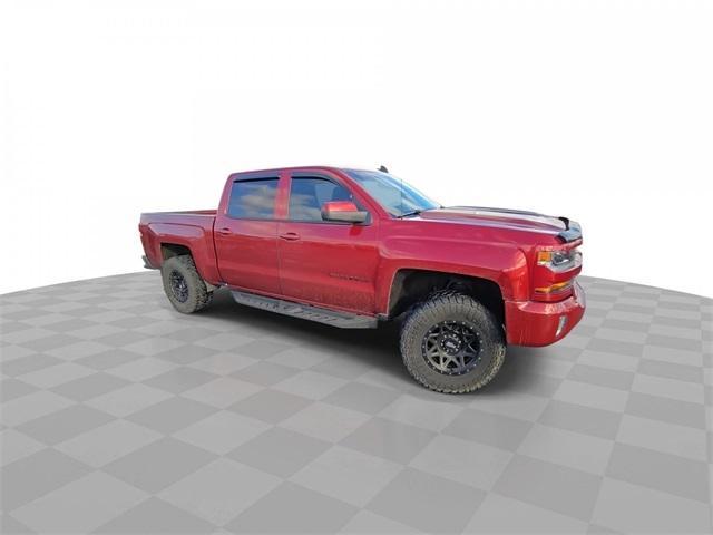 Used 2018 Chevrolet Silverado 1500 LT Z71 with VIN 3GCUKREC7JG484703 for sale in Columbus, OH