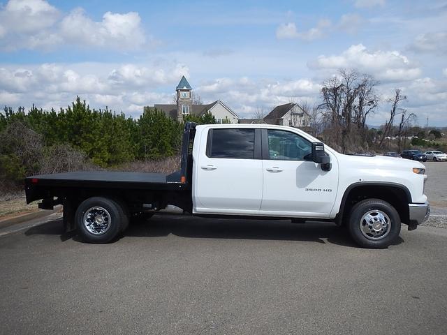 2025 Chevrolet Silverado 3500 HD CC Vehicle Photo in JASPER, GA 30143-8655
