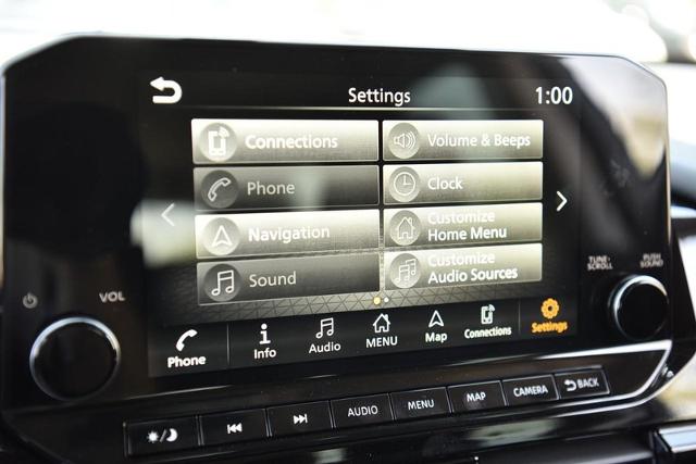 2025 Nissan Pathfinder Vehicle Photo in Ballwin, MO 63011