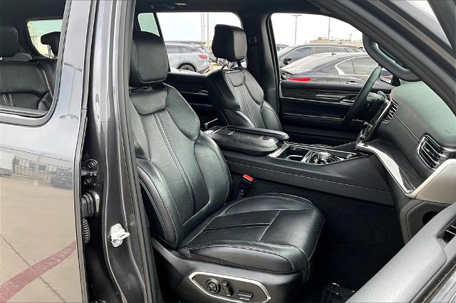 2022 Jeep Wagoneer Vehicle Photo in Grapevine, TX 76051