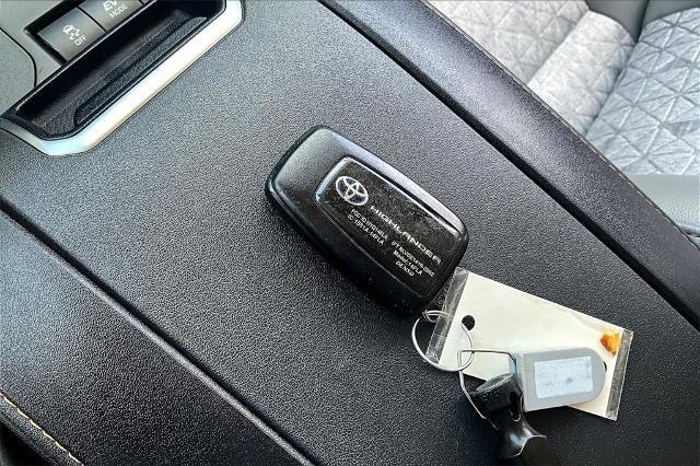 2022 Toyota Highlander Vehicle Photo in San Antonio, TX 78230