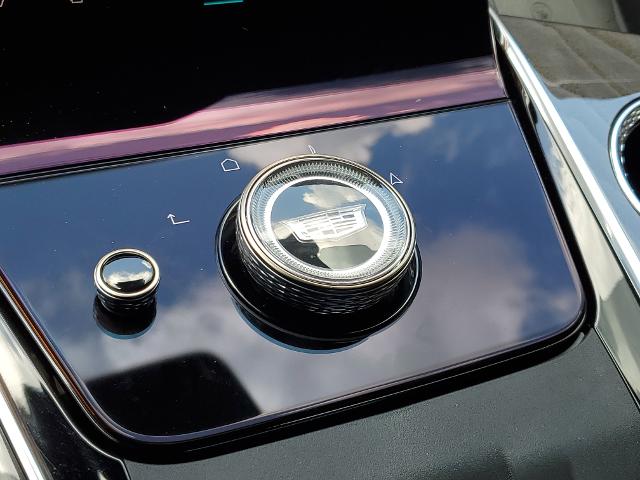 2025 Cadillac ESCALADE IQ Vehicle Photo in POMPANO BEACH, FL 33064-7091