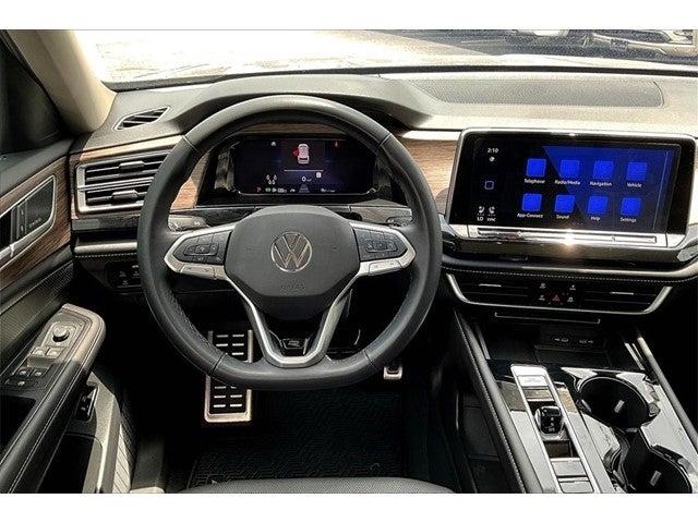 2024 Volkswagen Atlas Vehicle Photo in San Antonio, TX 78230