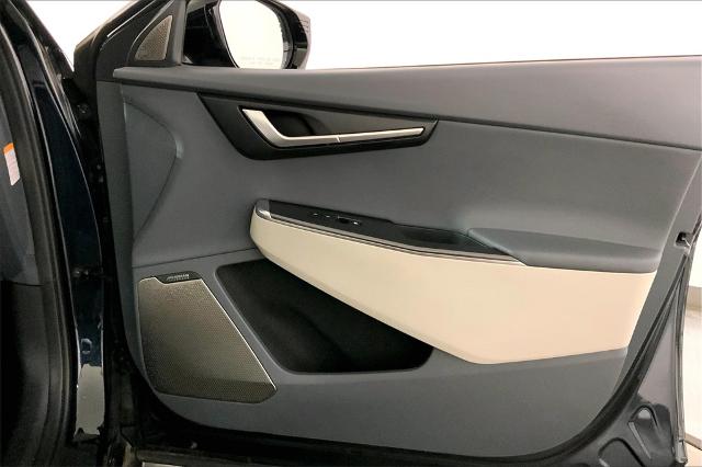 2022 Kia EV6 Vehicle Photo in Lees Summit, MO 64086