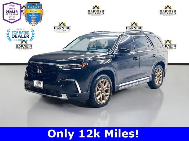 2024 Honda Pilot Vehicle Photo in EVERETT, WA 98203-5662