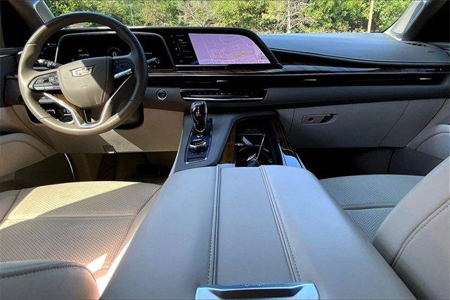 2023 Cadillac Escalade Vehicle Photo in KANSAS CITY, MO 64114-4545