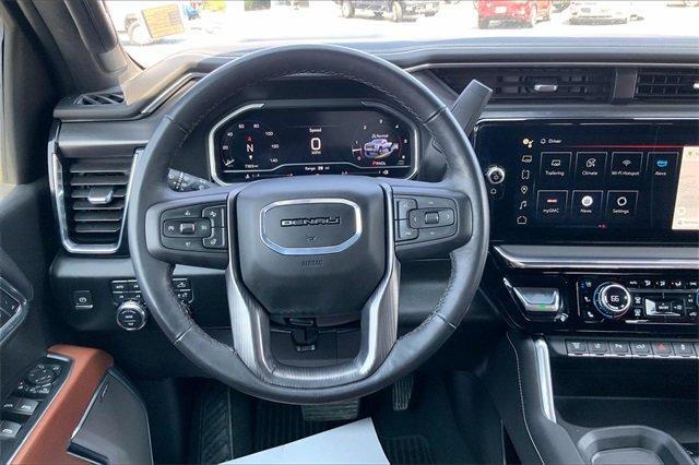 2024 GMC Sierra 3500 HD Vehicle Photo in INDEPENDENCE, MO 64055-1377